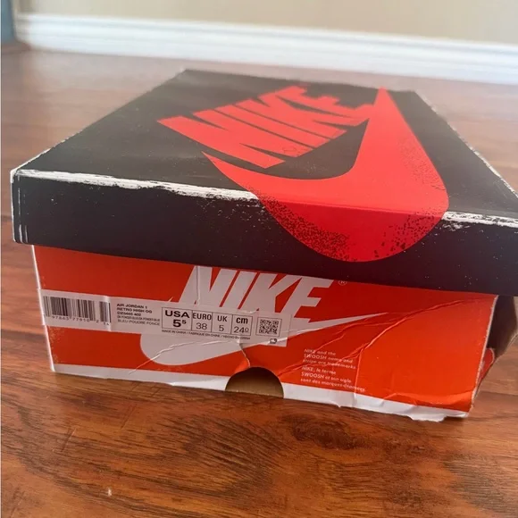 Hightop Dunks - Picture 2 of 8